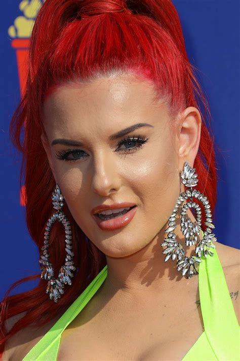 Justina Valentine 